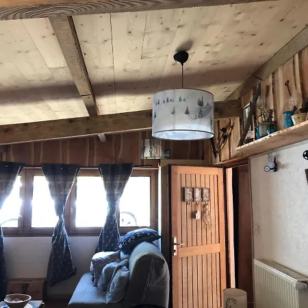 Lodge Le De La Goutte Saint-Appolinaire (Rhone)