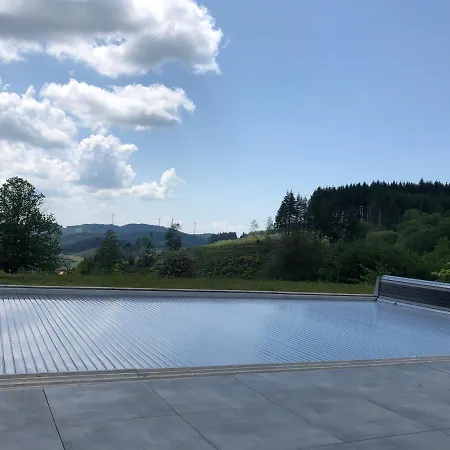 Le De La Goutte Lodge